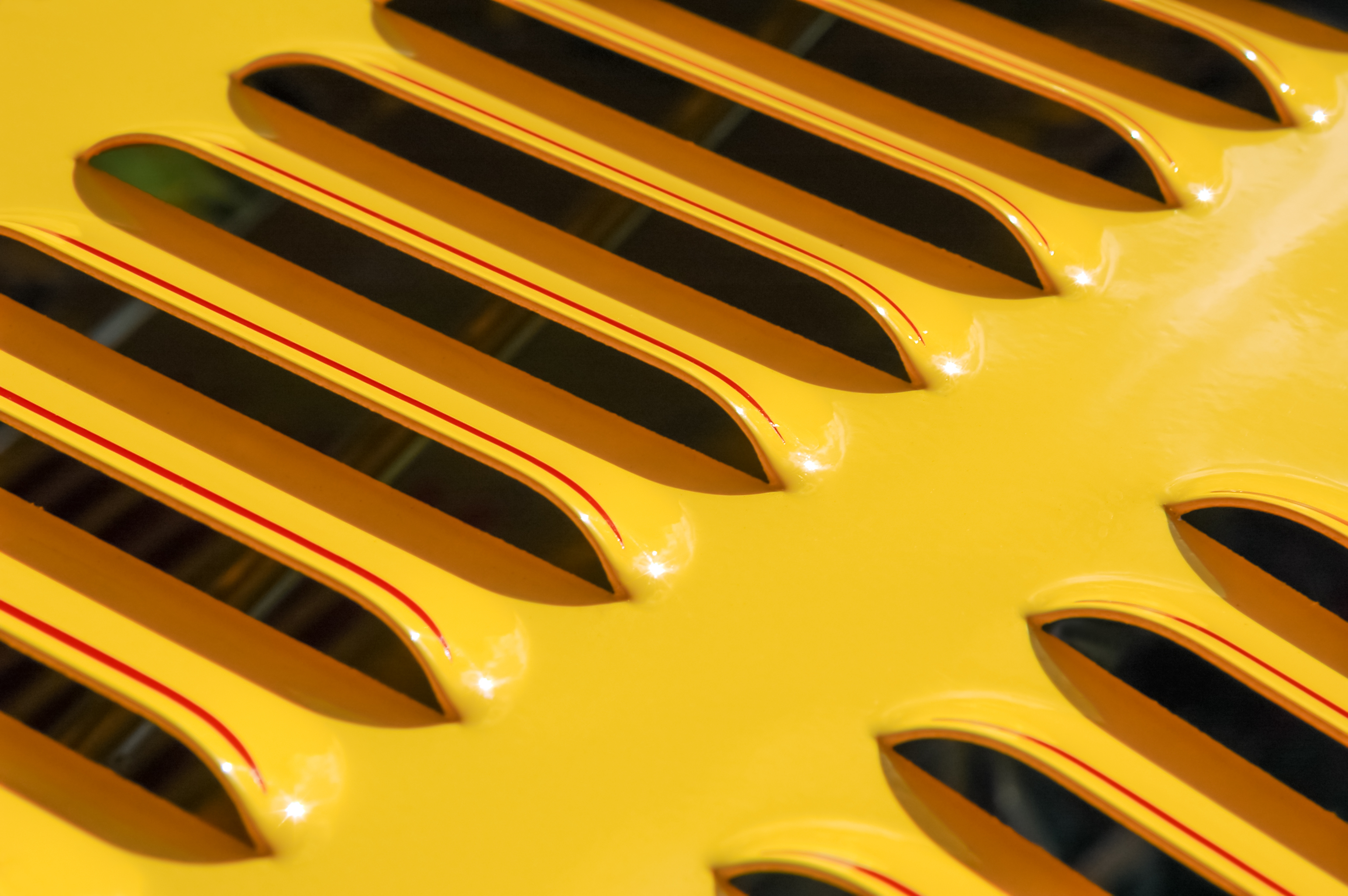 Engine grille 2025 01 07 07 11 29 utc